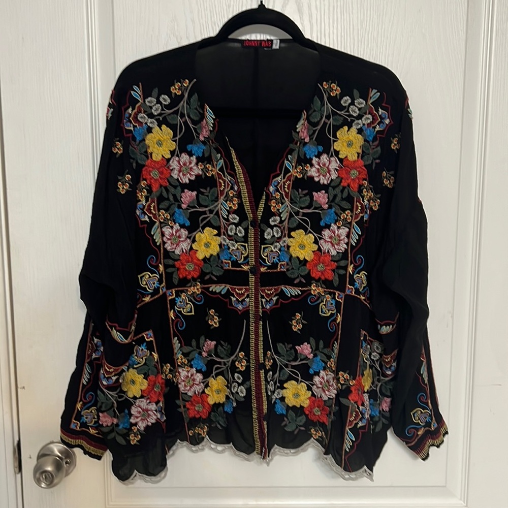 Johnny was embroidered top/cardigan